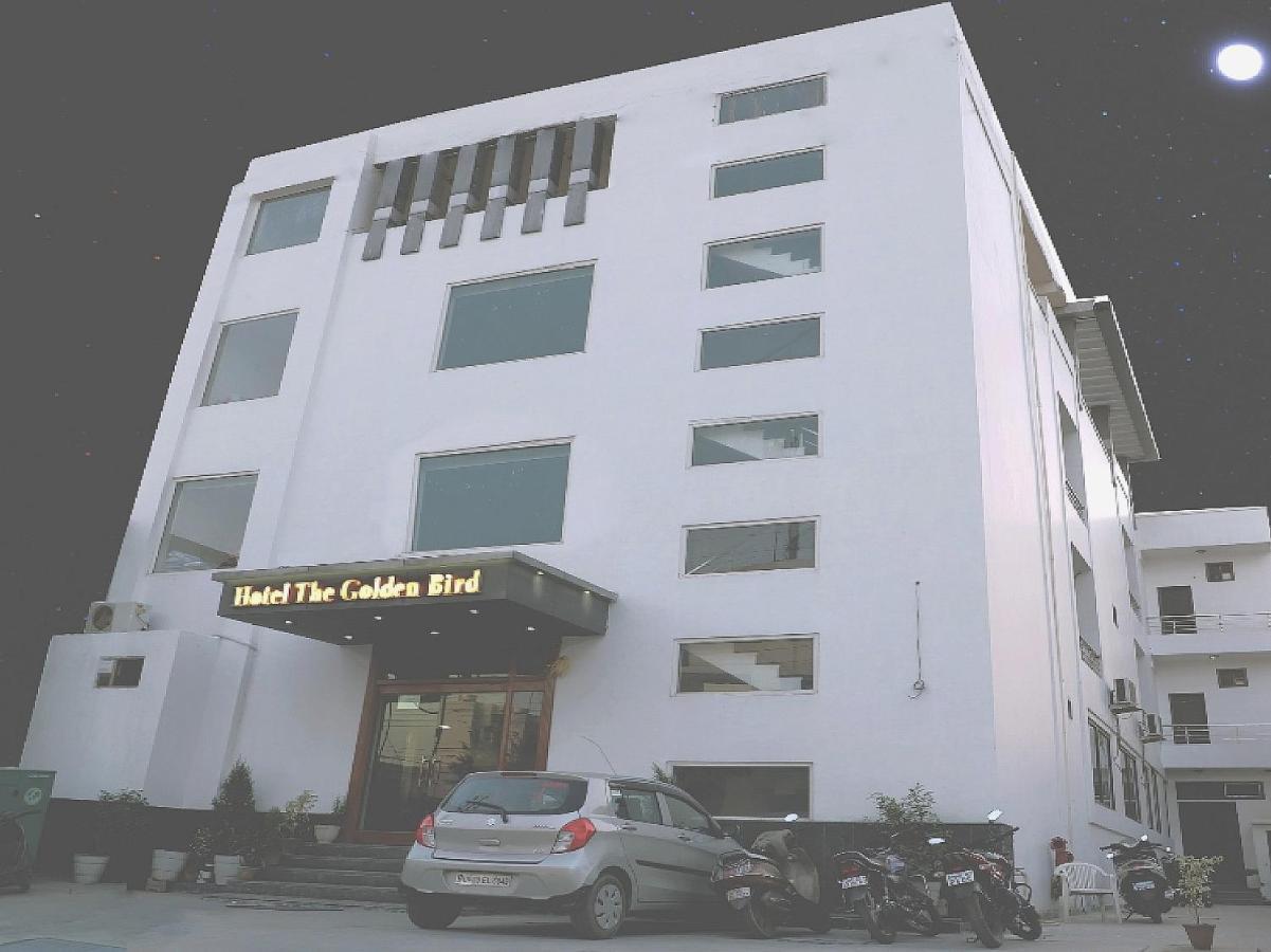 Capital O 46229 Hotel The Golden Bird Agra (Uttar Pradesh) Exterior photo